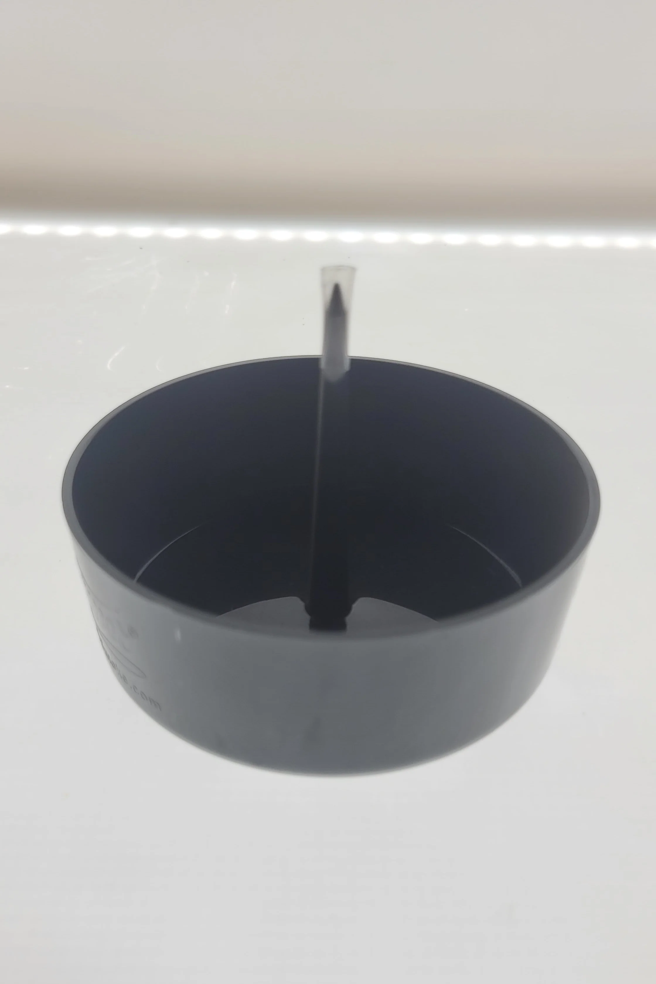 Beamer - Plastic DePiper Ashtray  4" Diameter