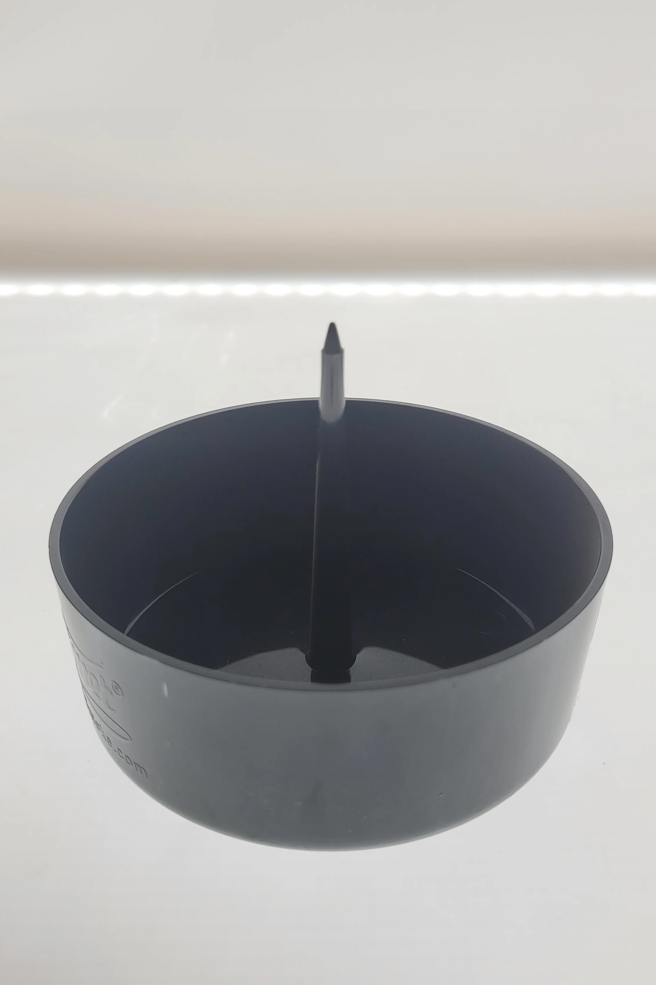 Beamer - Plastic DePiper Ashtray  4" Diameter - Image 6
