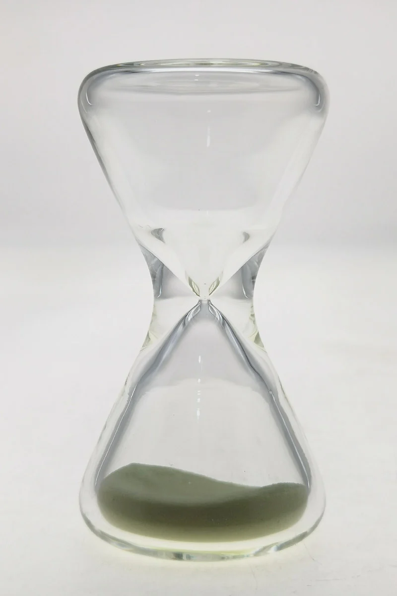 TAG - 3.5" Hour Glass with Glow in the Dark Sand - Image 32