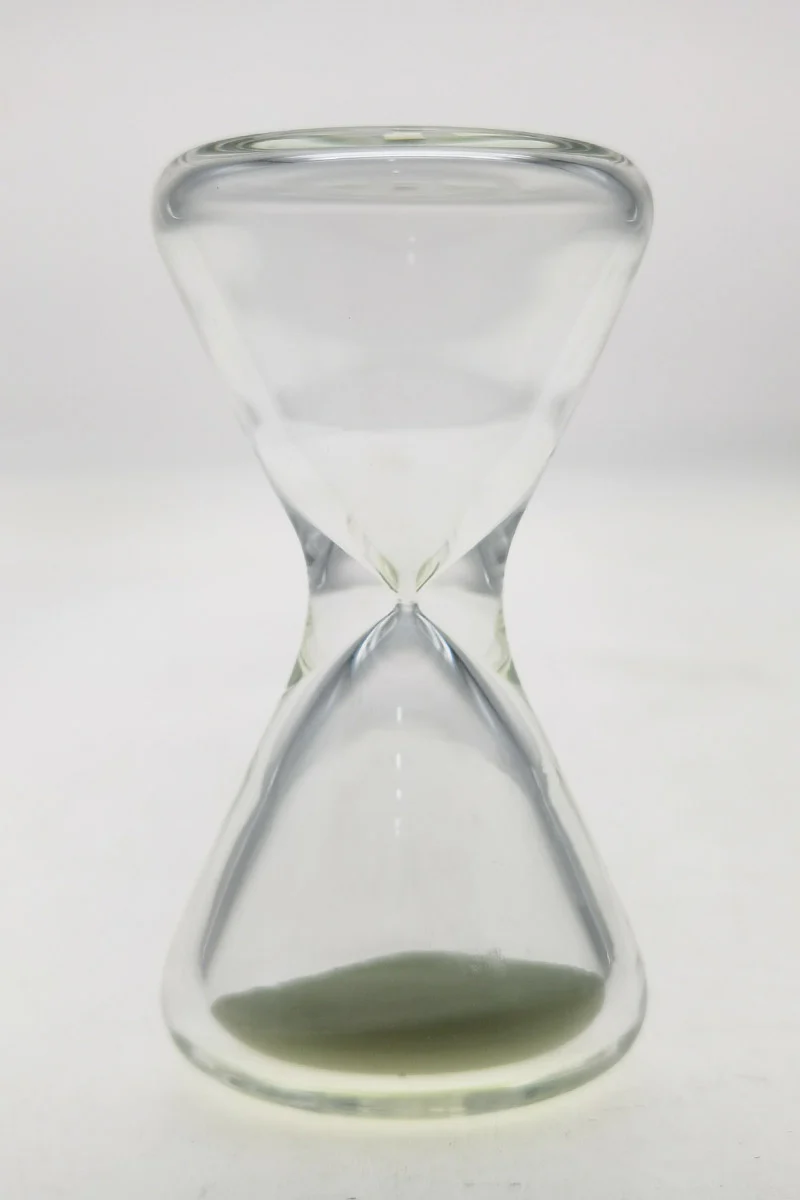 TAG - 3.5" Hour Glass with Glow in the Dark Sand - Image 48